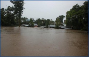 Wali Kota Bitung Hanny Sondakh mewarning warganya untuk siaga terhadap banjir yang terjadi, Rabu (4/2)