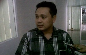 Komisioner KPU Sulut, Ardiles Mewoh