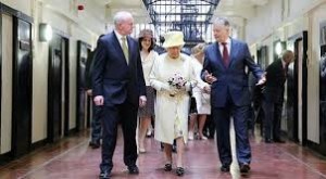 Ratu Elizabeth II (Foto: Reuters)