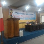 SHS pada saat berpamita Dengan Civitas UNIMA.