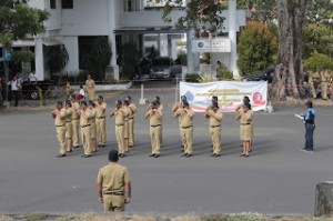 Formasi Pemkab Sitaro yang menjuarai Lomba PBB dalam rangka HUT Provinsi Sulut.