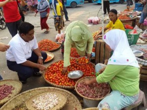 Sumarsono: Krisis Ekonomi Global Tak Berdampak di Sulut.