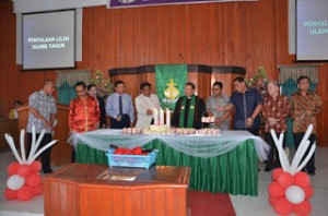 Sumarsono Hadiri Ibadah Syukur GMIM Yordan.