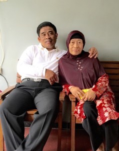 Sumarsono Dirundung Duka, Dikala Bundanya Kembali Kepada Sang.