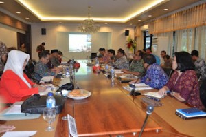 Sumarsono Terima Kunjungan Anggota DPD RI dan BPK RI.