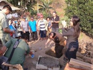 Peletakkan Batu Pertama Pembangunan Bak Air dan Pipanisasi P2KP.