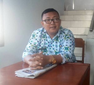 Lurah Teling Atas, Maikel Handoyo.