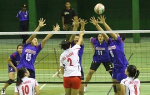 Tim Bola Voli Putri saat bertanding