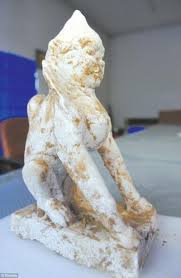 Ini adalah patung Sphinx yang ditemukan di China (Foto: Xinhua)