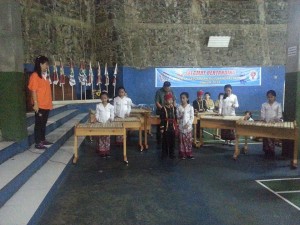 Kegiatan Ekstra Kulikuler (Ekskul) Kolintang SDN 17 Manado. (Foto : Dion Lande- MediaManado.com)