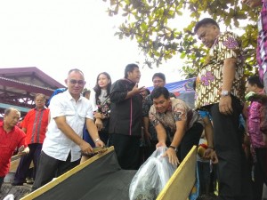 Di Danau Tondano OD-SK Tebar 200000 Bibit Ikan.