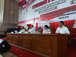 Buka BIMTEK Jurnalistik, Bupati JWS: Para Siswa Harus kuasai IPTEKS.
