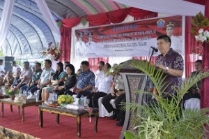 Gubernur Sulawesi Utara Olly Dondokambey SE saat menutup pelaksanaan Musyawarah Kerja (Mukar) Sekolah Menengah Kerjuruan (SMK) se-Sulut di Kabupaten kepulauan Talaud.
