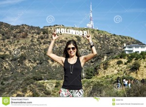 Hollywood Sign banyak menyimpan rahasia yang mungkin belum Anda ketahui. (foto: iStock)
