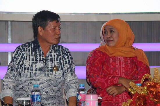 Mensos RI Kofifah Indarparawangsa bersama Walikota Manado GSV Lumentut