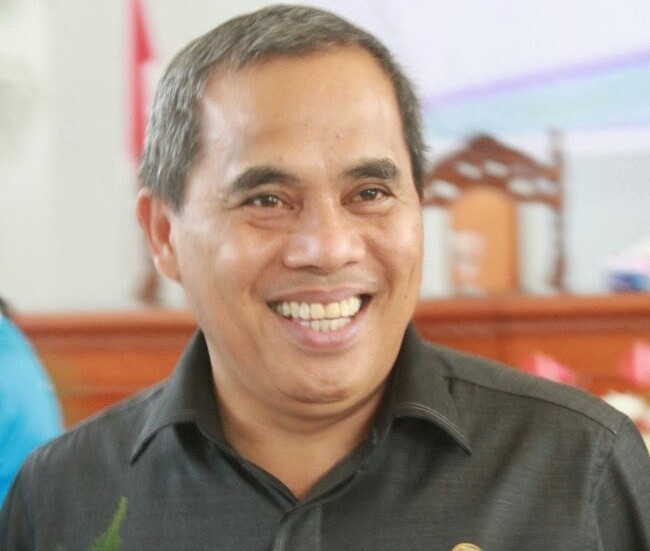 Bupati Minahasa Drs Jantje Wowiling Sajow
