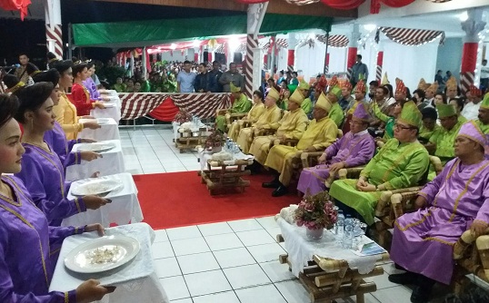 Upacara adat Tulude