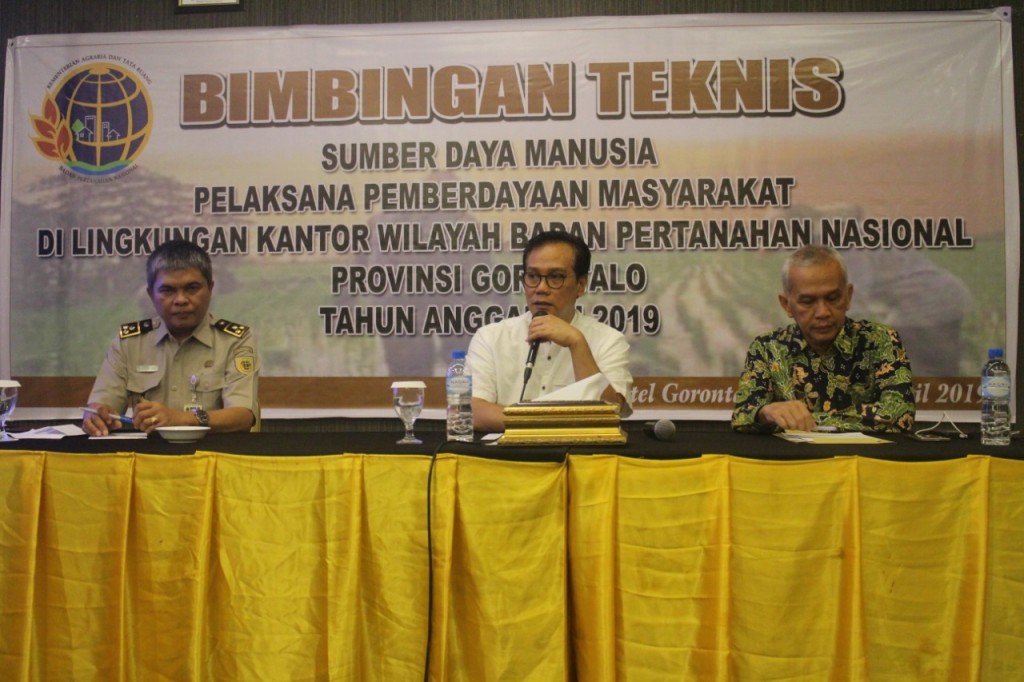 Sambutan dan Pembukaan Acara Kegiatan Bimtek oleh Kakanwil BPN Gorontalo
