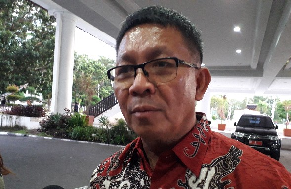 REFLY NGANTUNG, Kepala Dinas Perkebunan Daerah Provinsi Sulawesi Utara