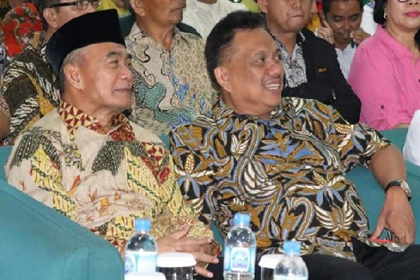 Dua Tokoh Nasional; Muhadjir Effendy dan Olly Dondokambey