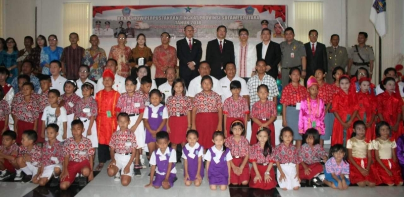 Launching Program Gemar Budaya Membaca oleh Wagub Drs Steven OE Kandouw di Kabupaten SITARO