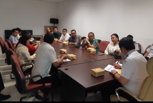 KONSULTASI: Tampak Anggota DPRD Minut saat diterima oleh perwakilan Kemenhub di Kasubdit Prasaran KemenhubDirektorat