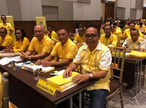 POSE: Pengurus Golkar Minut tampak saat mengikuti Mustawarah Daerah X tingkat Provinsi Sulut beberapa waktu lalu.