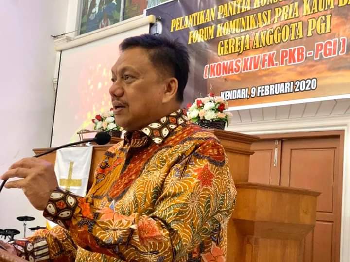 OLLY DONDOKAMBEY SE, KETUA FK-PKB PGI