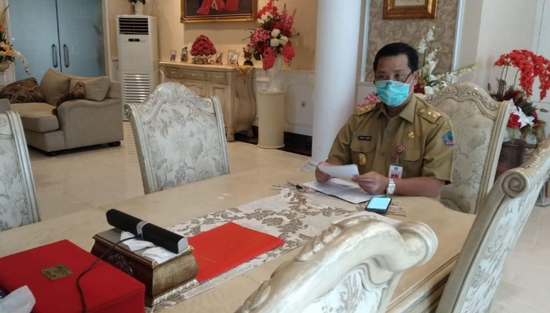 Wakil Gubernur Sulut Drs Steven OE Kandouw saat Rapat dengan Pimpinan SKPD lingkup Pemprov Sulut secara Virtual online