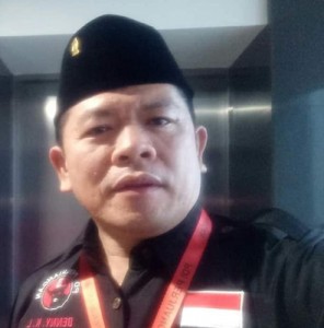 Denny Kamlon Lolong, S.Sos