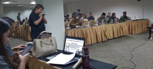 Peserta tampak mengikuti pengarahan dan materi terkait kegiatan raker yang diselenggarakan oleh Bawaslu Minut.