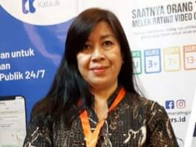Dra. Ivonne R.J Kawatu, Kepala Bidang Informasi dan Komunikasi Publik Diskominfo Pemprov Sulut