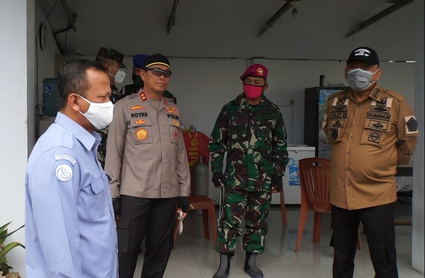 12-06-2020 FOTO DANLANTAMAL VIII DAMPINGI MENTERI KELAUTAN DAN PERIKANAN RI SAAT KUNKER DI MANADO (1)