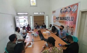 GELAR RAPAT: Sentra Gakkumdu tampak saat menggelar rapat.