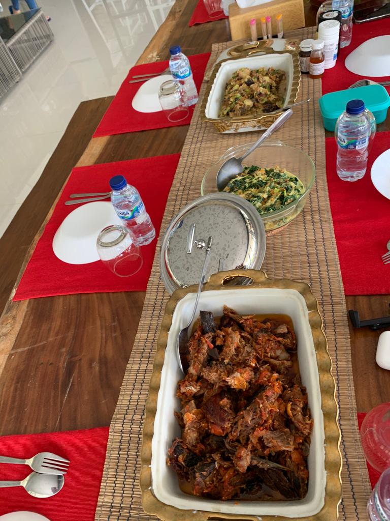 Makanan kampung buatan ibunda terkasih Joune Ganda