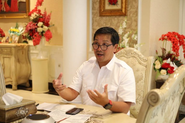DRS STEVEN OE KANDOUW, Wakil Gubernur Sulut