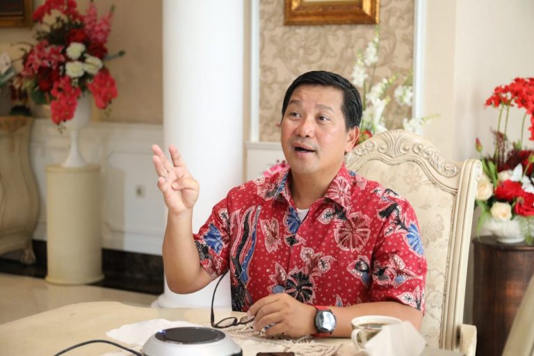DRS STEVEN OE KANDOUW, Wakil Gubernur Sulut
