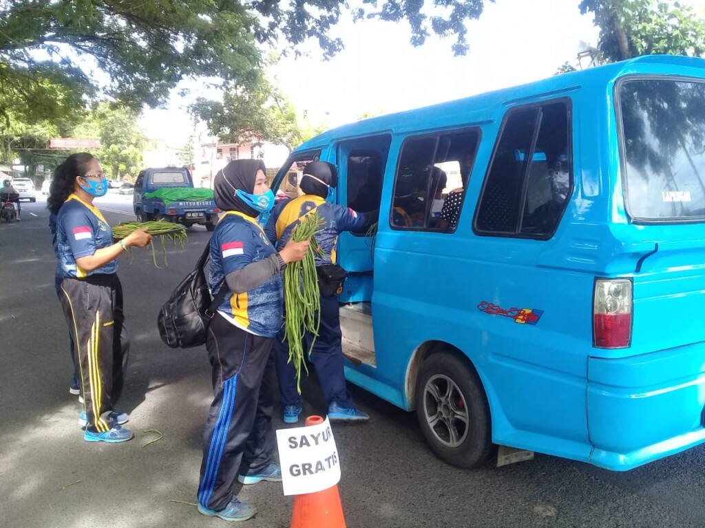 15-07-2020 15-07-2020 Hasil Panen Kebun Lant VIII Dibagikan Gratis ke Masyarakat (2)