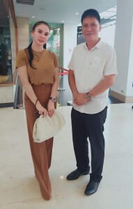 Shintya Gelly Rumumpe dan Petrus Macarau