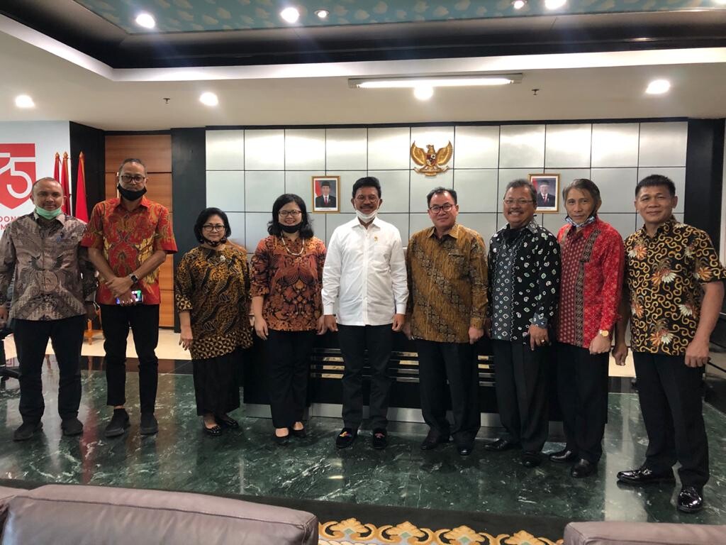 Audensi Panitia dan Pimpinan PINKAN Indonesia dengan Menkominfo Johnny G Plate belum lama ini.
