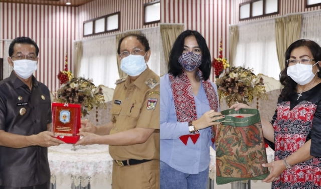Penyerahan Cenderamata Bupati dan Ketua TP PKK (Kabupaten Minahasa dan Kabupaten Murung Raya), Senin (10/08/2020)