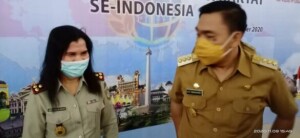 Pjs. Bupati Minut Clay Dondokambey bersama kepala Pertanahan Sulut.
