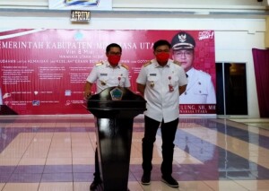 Bupati Joune Ganda didampingi Wabup Kevin Lotulung menggelar konferensi pers terbatas pagi tadi sebelum melakukan aktivitas kerja di hari ke 3 berkantor di Pemkab.