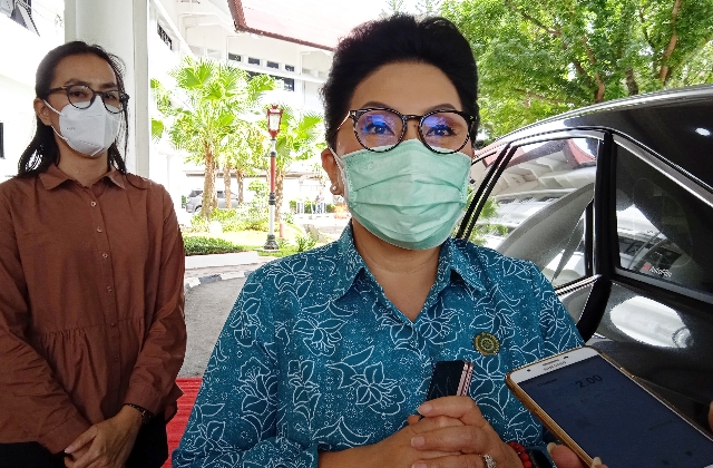 IR RITA MAYA DONDOKAMBEY TAMUNTUAN, Ketua TP PKK Provinsi Sulut saat memberi keterangan, Selasa (16/03/2021).