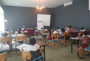 Siswa-siswi SD dari Kabupaten Minahasa Utara tampak mengikuti pelatihan dari LOPI.