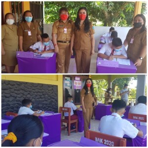 Selanjutnya Kadis Olfy meninjau ujian sekolah di SD Inpres Watundambo yang dilaksanakan 3 titik dan diikuti oleh 20 siswa-siswi. Kepala Sekolah Jesonja Ruth Pungus, S.Pd selanjutnya menyampaikan terimakasih kepada Kadis Olfy atas kunjungan.