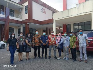 Kunjungan biro perencanaan Kemenkes RI di RSUD Maria Walanda Maramis turut didampingi Dinkes Provinsi Sulut dan Dinkes Minut beberpa waktu lalu.
