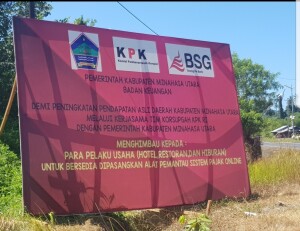 Reklame sosialisasi Badan Keuangan Minut terkait penggunaan alat pemantau pajak online