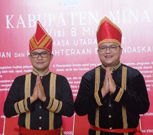 Joune Ganda dan Kevin Wiliam Lotulung.