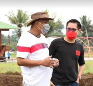 Gubernur Sulut Olly Dondokambey bersama Bupati Minut Joune Ganda.